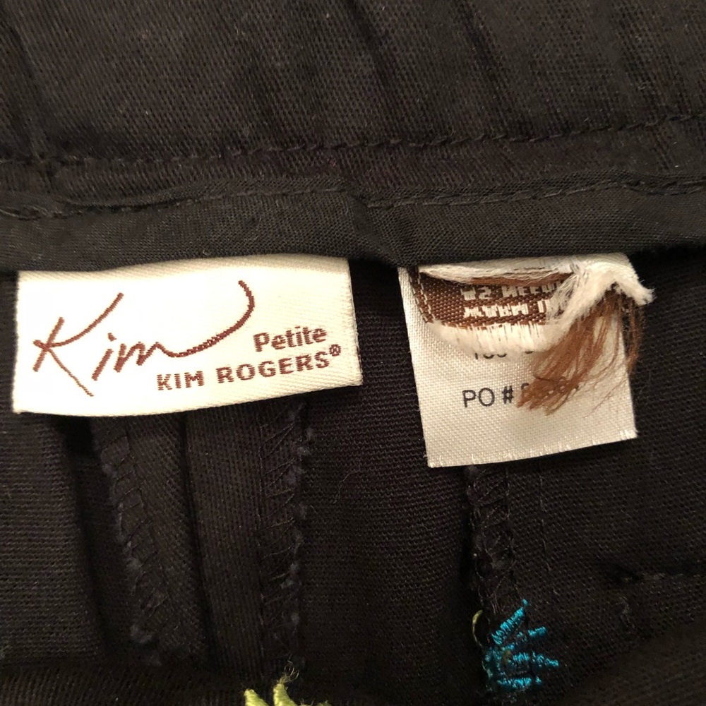 KIM ROGERS CAPRI BLACK JEANS - Picture 3 of 5